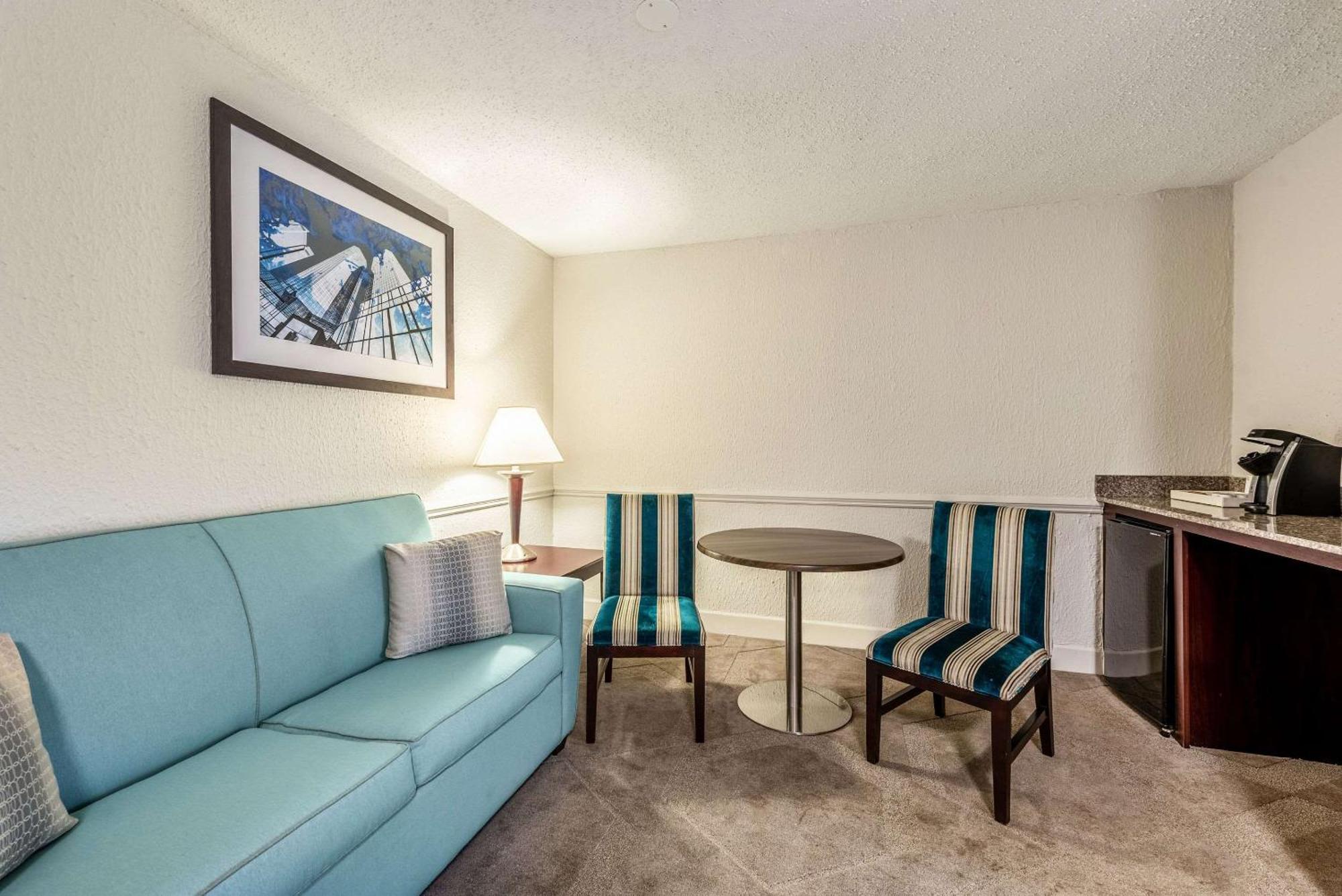 The Blu Hotel Blue Ash Cincinnati, Ascend Hotel Collection Luaran gambar