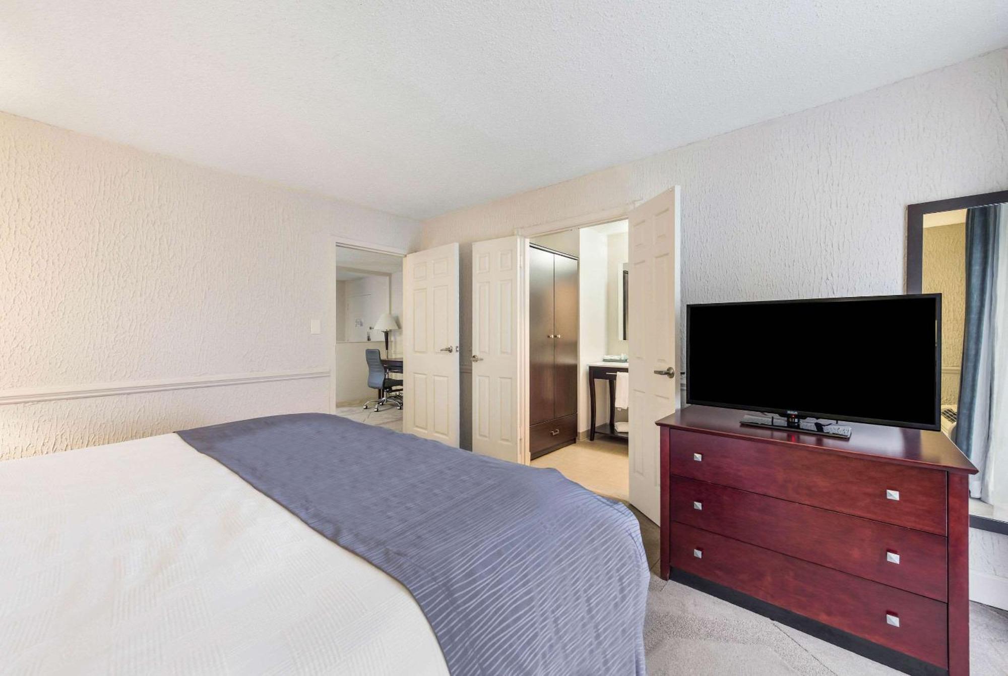 The Blu Hotel Blue Ash Cincinnati, Ascend Hotel Collection Luaran gambar