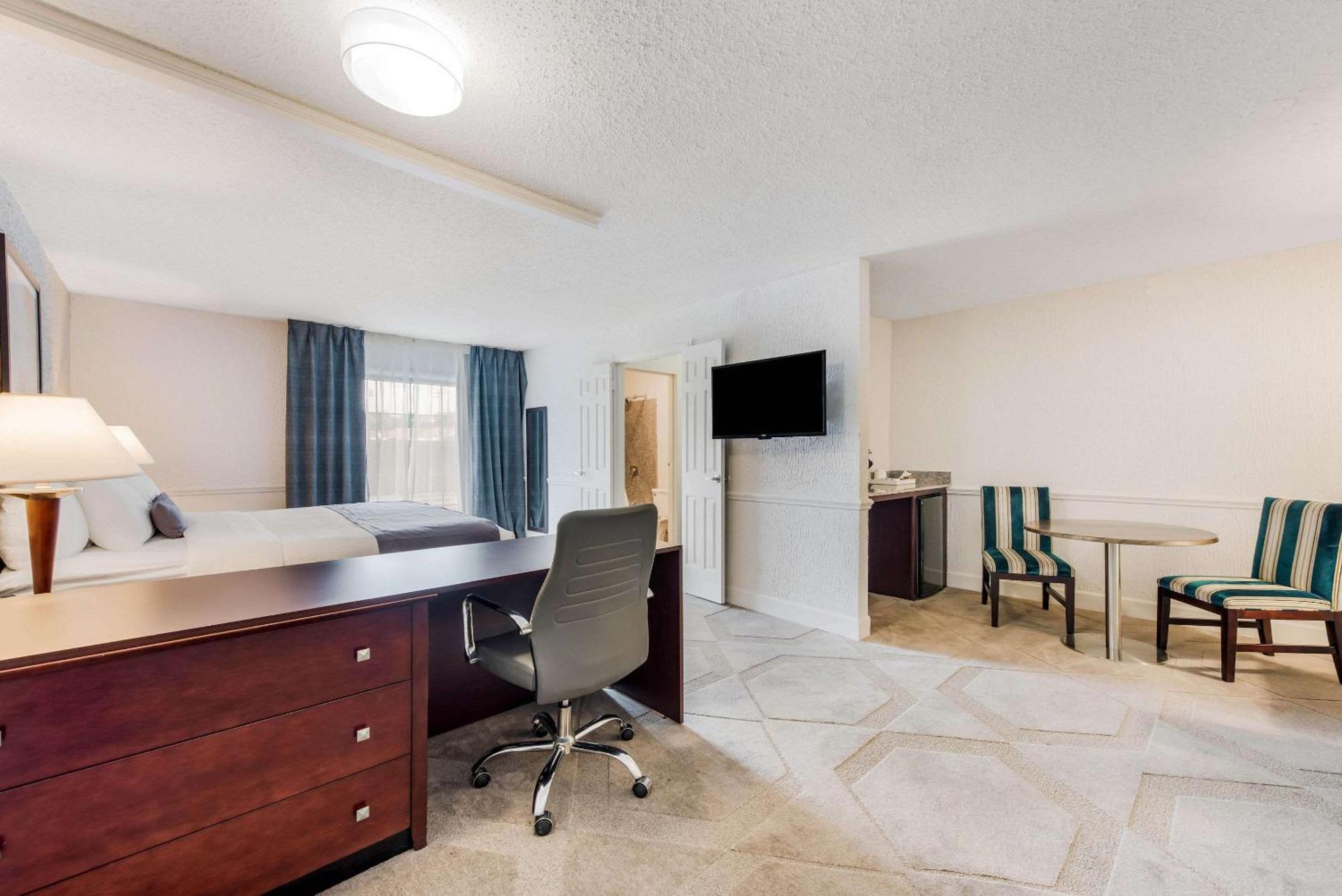 The Blu Hotel Blue Ash Cincinnati, Ascend Hotel Collection Luaran gambar